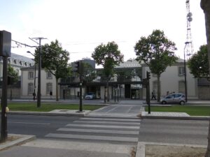 L'actuel siège de la DGSE à Paris, Wikipedia