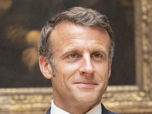 Emmanuel Macron convoque l'industrie de l'armement à Bergerac. Wikipedia