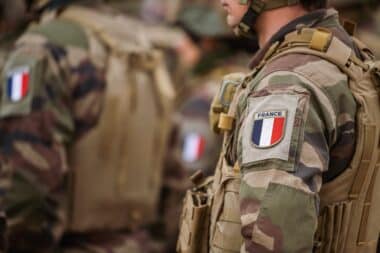 armee-francaise-revente-uniforme-illegale