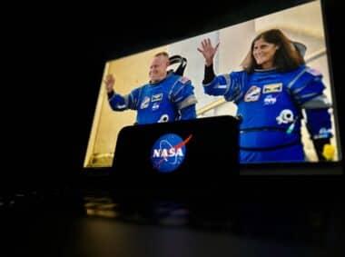 boeing-vente-activites-spatiales-starliner