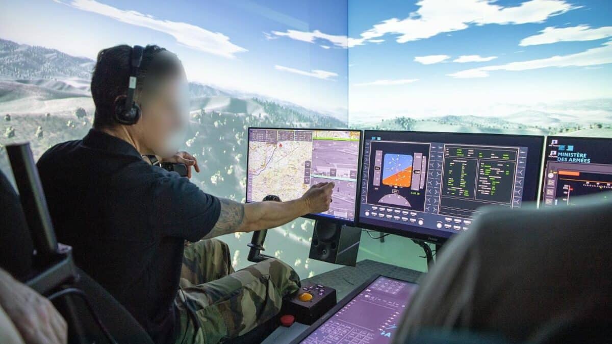 La DGA a testé la coopération entre drones et hélicoptères. Defense.gouv