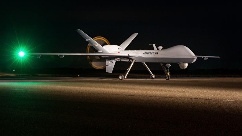Un drone Reaper français a fait l'objet d'une attitude agressive de la part d'un chasseur russe SU-35. Defense.gouv