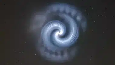 Une étrange spirale lumineuse aperçue en Europe : SpaceX serait à l’origine du phénomène