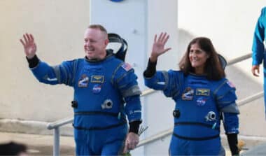 Butch et Suni, les astronautes de la NASA, enfin remis de leur long voyage dans l'espace