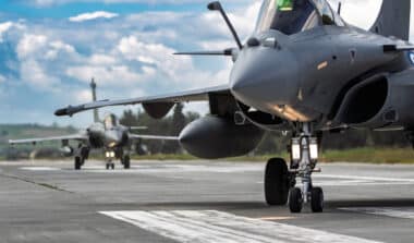 À quoi sont dû les performances médiocres du Rafale Dassault ?