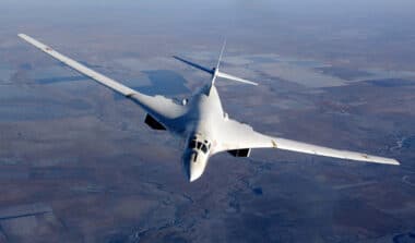Comment le bombardier russe Tu-160 a réussi à échapper à l'opération " toile d'araignée " ?