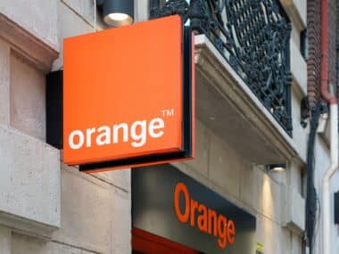 orange-entre-domaine-defense-nouvelle-division
