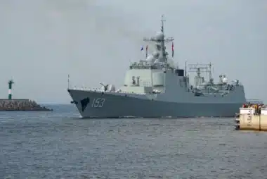 Le navire de guerre chinois qui fait trembler le Pacifique : découvrez le Type 055