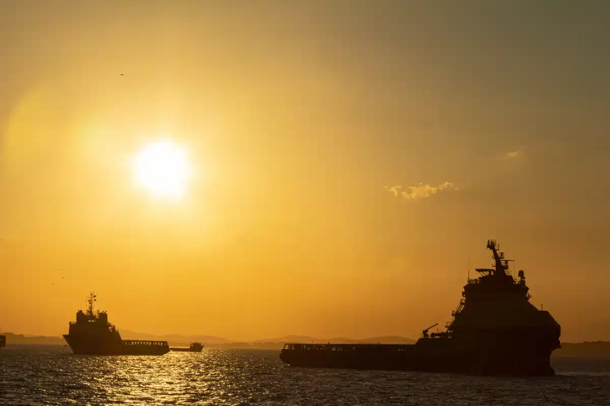 Des navires russes bourrés de missiles Kalibr font leur apparition en Méditerranée