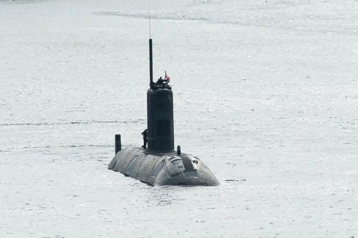 Tensions en mer : un sous-marin nucléaire américain se rapproche de la zone la plus explosive du globe