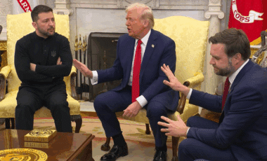 Donald Trump affirme que l’Ukraine peut restaurer ses frontières d’avant-guerre, voire davantage. Analyse de ce virage et de ses implications pour Kiev, l’OTAN et la Défense européenne. Wikipedia