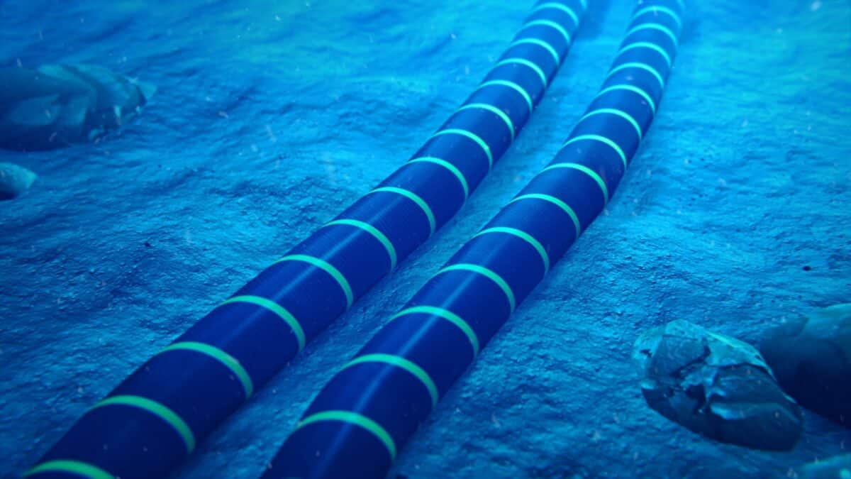 cables-internet-coupe-en-mer-rouge-comment-assurer-la-securite-des-flux