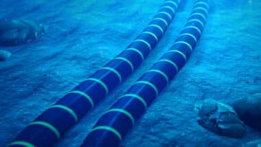 cables-internet-coupe-en-mer-rouge-comment-assurer-la-securite-des-flux