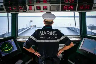 40 tonnes de drogue stoppées net : l’incroyable butin de la Marine nationale