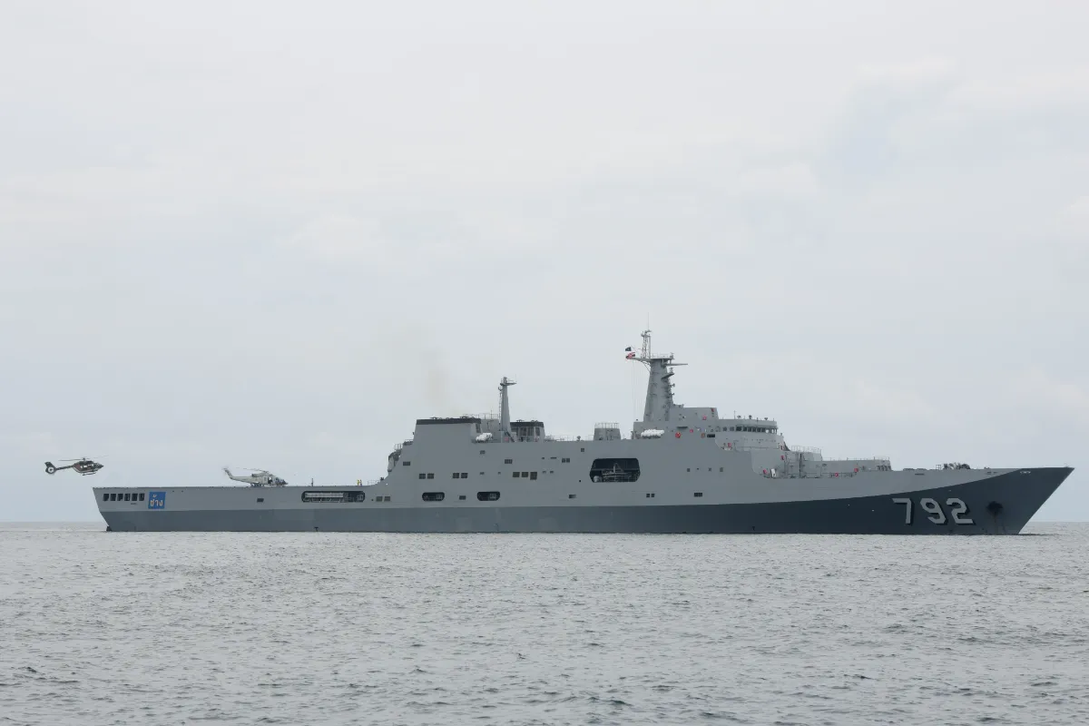 Deux porte-avions chinois foncent vers une zone américaine : scénario de crise en vue ?