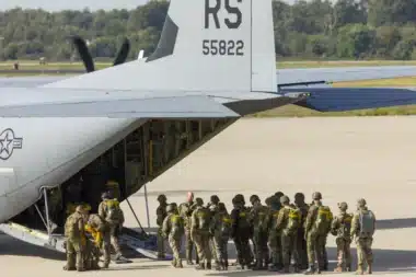 Coup de tonnerre en Ukraine : Washington songerait à rapatrier 10.000 soldats d’Europe de l’Est