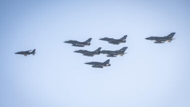 L’exercice Volfa 25, mené en Dordogne et sur plusieurs bases françaises, engage plus de 1 000 aviateurs et une cinquantaine d’appareils. Objectif : préparer l’armée de l’Air et de l’Espace à un conflit de haute intensité. Defense.gouv