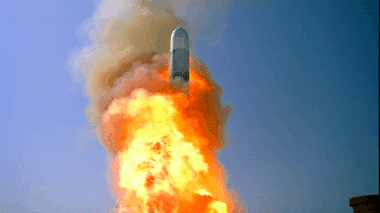 L'arrivée des missiles de croisière Tomahawk en Ukraine paraît de plus en plus incertaine. Analyse des capacités techniques, des enjeux stratégiques et des obstacles politiques qui freinent la livraison. Wikipedia