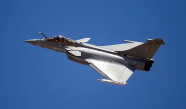 Le chasseur chinois J-20 a-t-il vraiment été repéré entre la Corée et le Japon ?