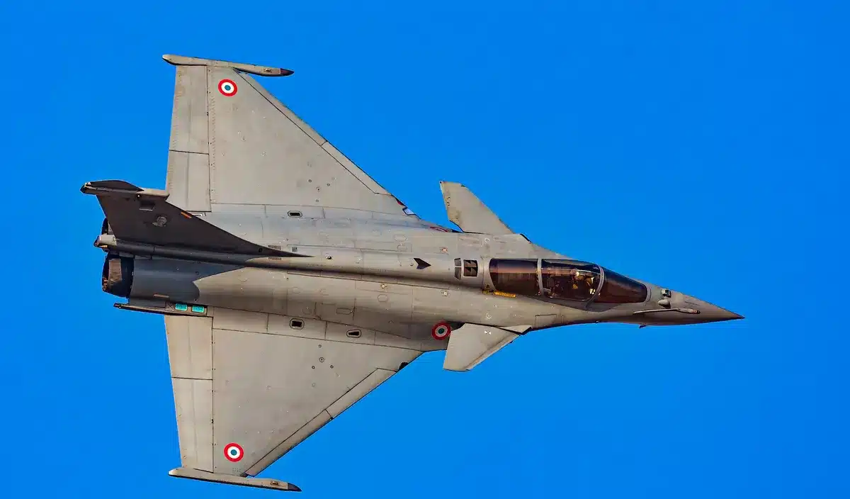 Face aux missiles PL-15 chinois, l’Inde réalise trop tard son erreur fatale