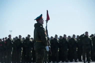 Exercices militaires ou provocation ? L’OTAN en alerte face aux gestes de Moscou et Minsk