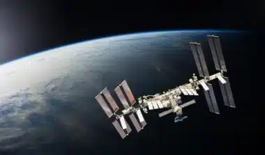 La Station spatiale internationale bientôt pulvérisée : la NASA prépare une relève spectaculaire