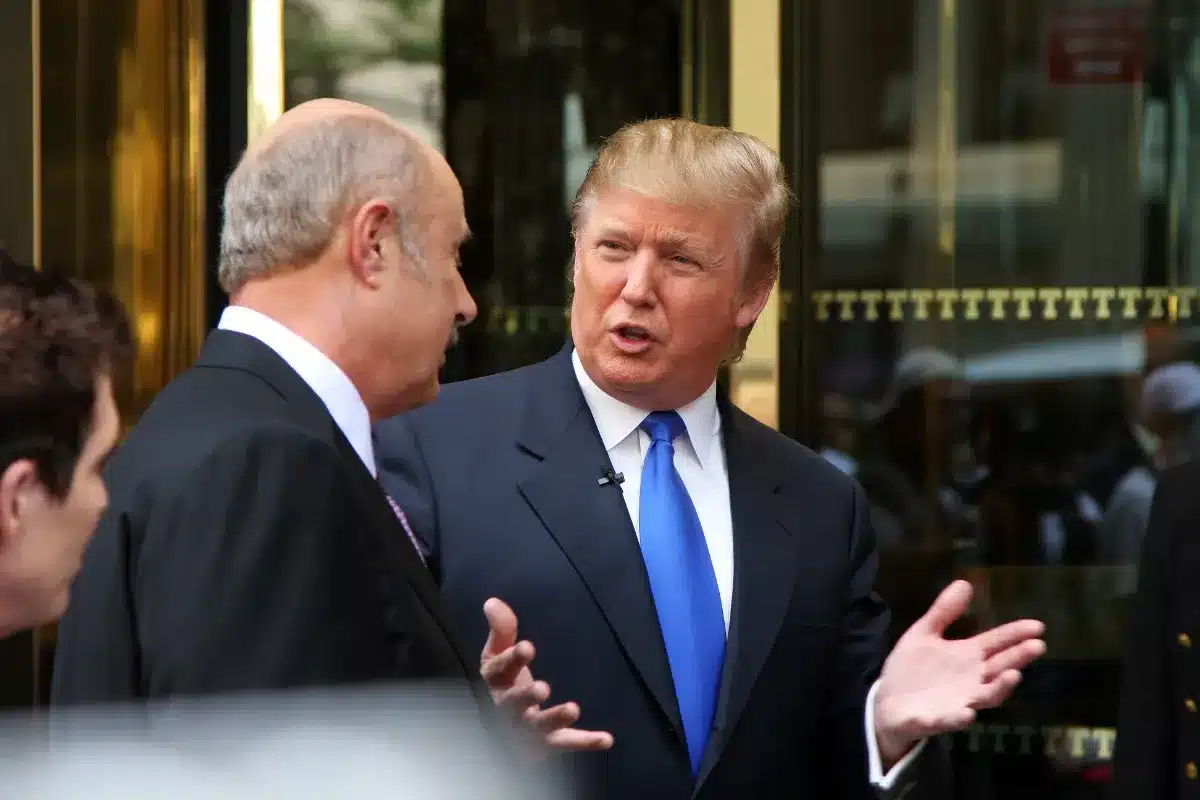 Alaska : la bourde qui dévoile les dessous cachés de la rencontre Trump-Poutine