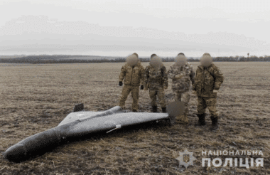 La Russie teste des drones Shahed équipés de missiles R-60, introduisant une menace supplémentaire pour l’aviation ukrainienne. Décryptage d’un développement inquiétant pour la Défense de Kiev. Wikipedia