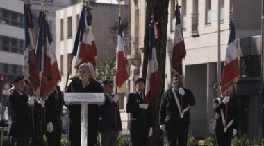 La ministre des Armées appelle la DGA à renforcer sa réactivité face à l’évolution rapide des menaces. Elle demande une transformation profonde des méthodes pour réduire les délais entre besoins opérationnels et livraisons. Capture d'écran Wikipedia