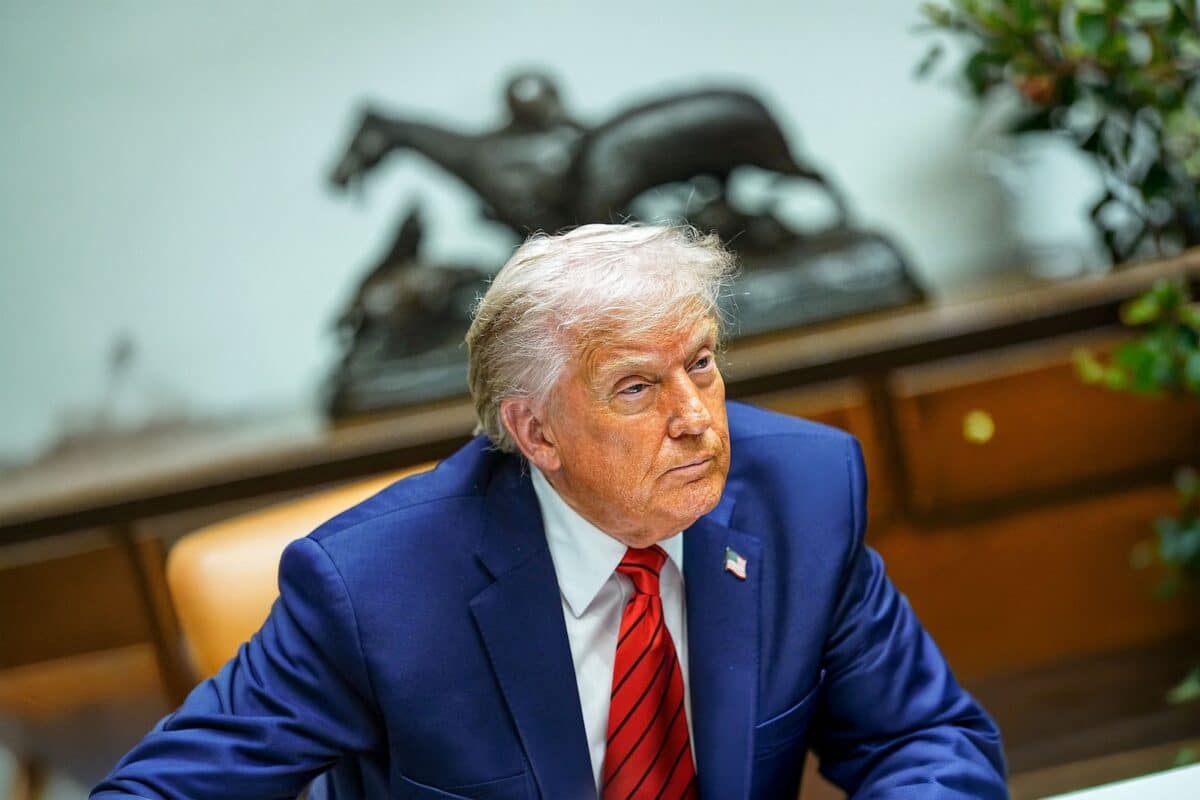 Donald Trump affirme que les États-Unis restent seuls garants de la défense du Groenland