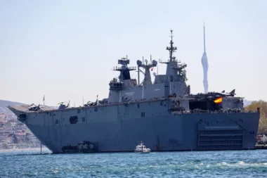 La Marine française s’apprête à une démonstration de force rare en déployant ses trois géants des mers