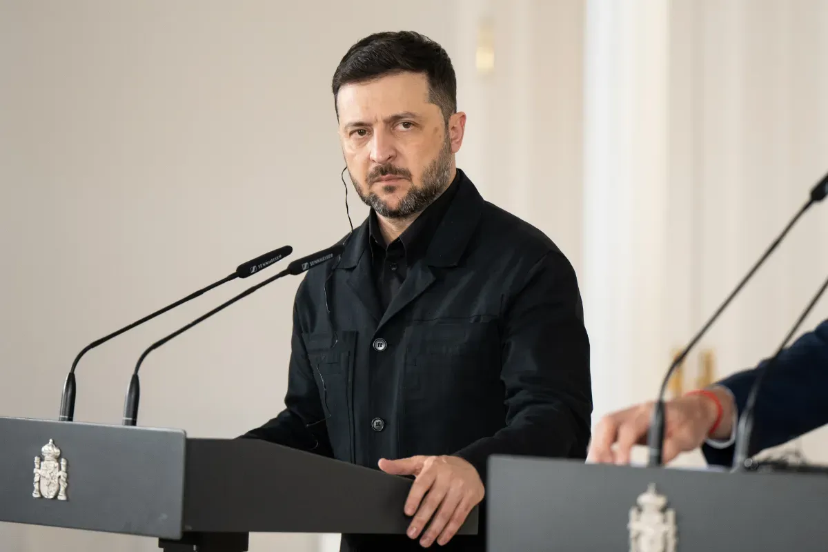 Zelensky inquiet : un accord secret entre Washington et Moscou pourrait se faire sans l’Ukraine