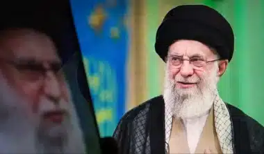 Iran en état de choc : après la mort de Khamenei, un conseil provisoire prend le pouvoir et l’issue de la succession inquiète