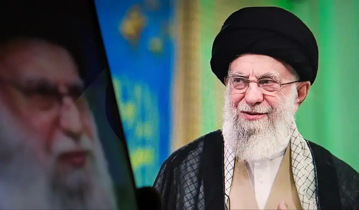 Iran en état de choc : après la mort de Khamenei, un conseil provisoire prend le pouvoir et l’issue de la succession inquiète