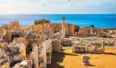 Deux missiles balistiques iraniens se dirigent vers Chypre : le signe d’un conflit qui s’étend en Europe