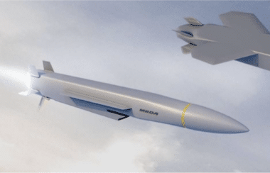 La France lance le développement d’un missile innovant capable de neutraliser les systèmes de Défense aérienne ennemis, un tournant stratégique pour les armées à l’horizon 2030.