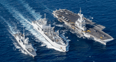L’actualisation de la LPM renforce les capacités de la Marine nationale sans augmenter le nombre de navires. Focus sur les évolutions clés d’ici 2030. Wikipedia
