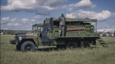 La DGA lance un appel d’offres pour remplacer les VLRA NRBC vieillissants. Un tournant pour les capacités de décontamination de l’armée de Terre française. Defense.gouv