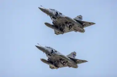 La France pousse la Grèce à céder ses Mirage 2000-5 à l'Ukraine : Athènes hésite, les pilotes ukrainiens sont déjà formés depuis des mois