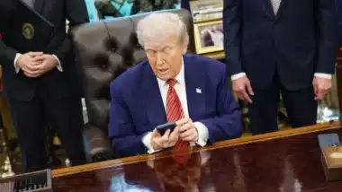 « Si aucun accord n'est trouvé, les combats reprendront » : Trump publie sur Truth Social tandis que Vance négocie en coulisses