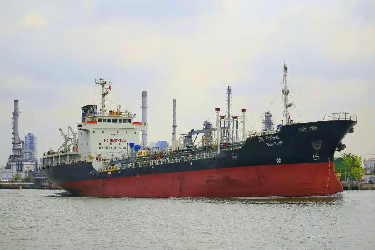 Pourquoi l'Ukraine envoie des forces dans le canal d'Ormuz alors que personne ne s'y attendait, et ce que ça change pour l'Europe