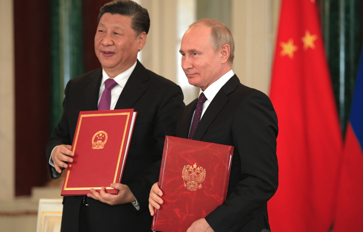 Des documents de renseignement européens évoquent une formation discrète de soldats russes par l’armée chinoise avant leur déploiement en Ukraine. Une coopération militaire qui inquiète plusieurs capitales européennes. Wikipedia