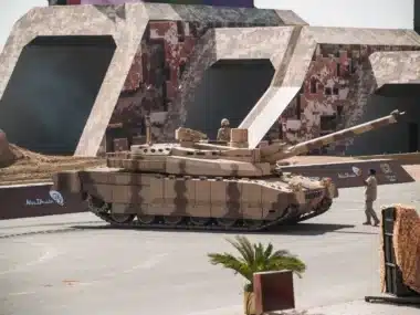 Un obus de char à 120 mm contre un simple drone : le 5e Régiment de Cuirassiers teste une tactique qui divise les spécialistes de l'armement