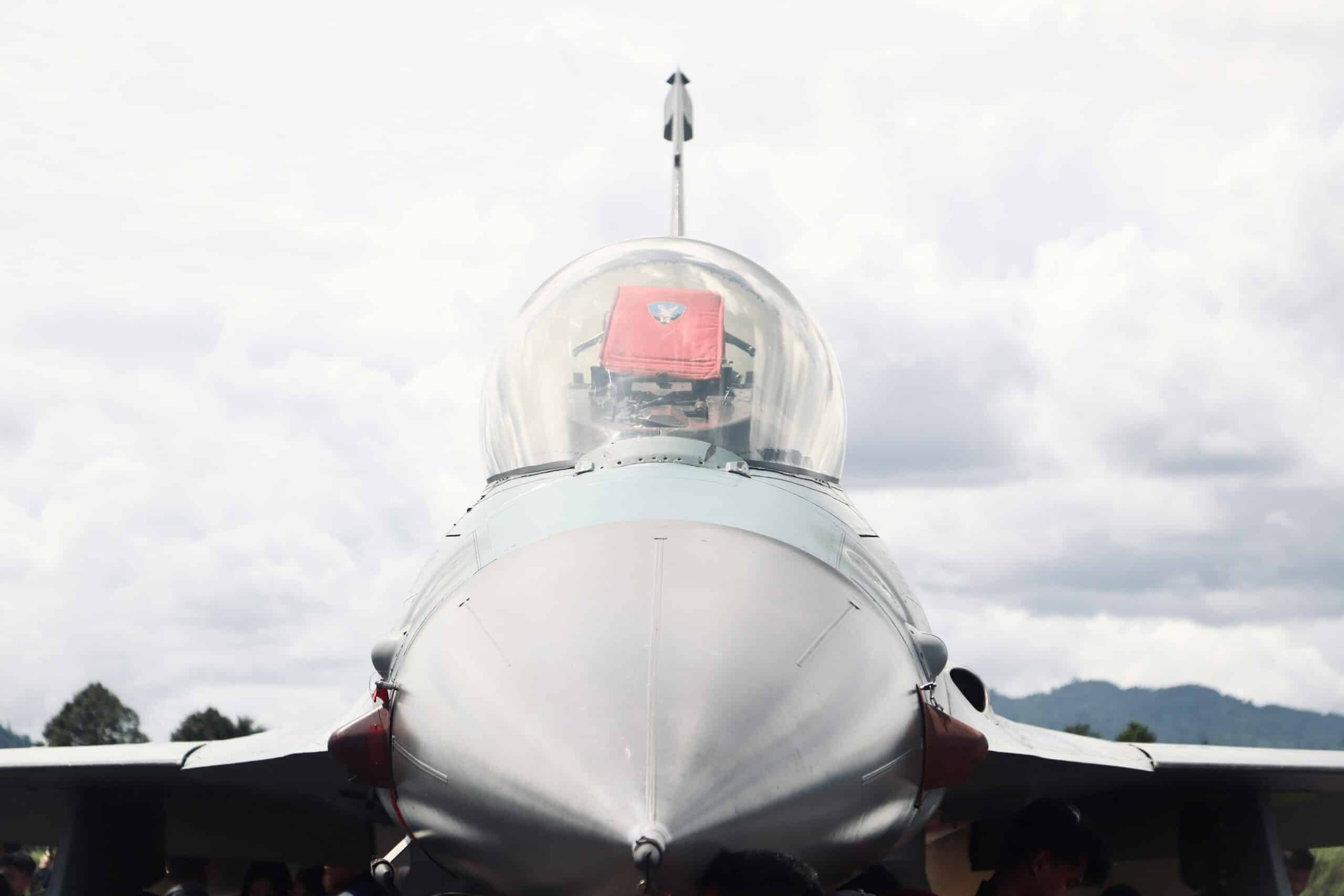 Drone ukrainien abattu par un F-16 roumain de l'OTAN au-dessus de l'Estonie : première interception dans l'espace balte