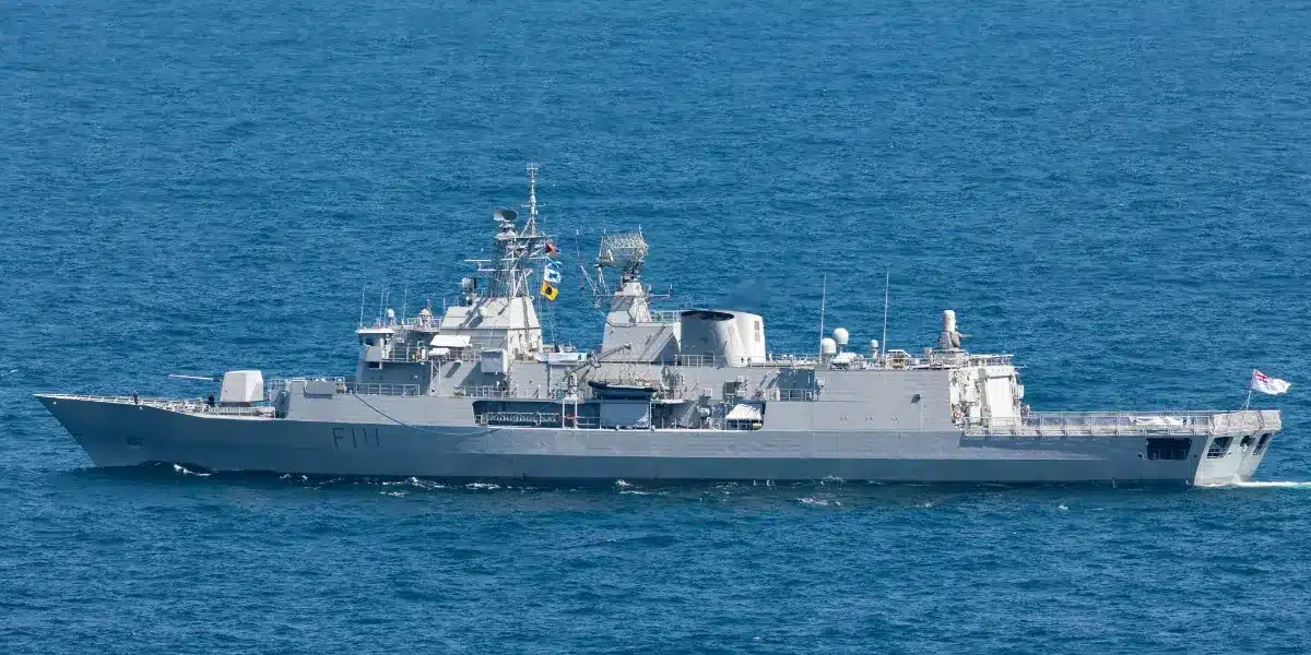 La Grèce choisit Thales pour moderniser ses frégates : radars, capteurs et système de combat, un contrat qui confirme sa fidélité à la France