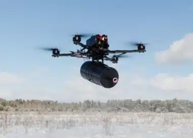« Plus loin, plus profond ! » : l'Ukraine pulvérise son record avec un drone FPV qui frappe à 100 km derrière les lignes russes
