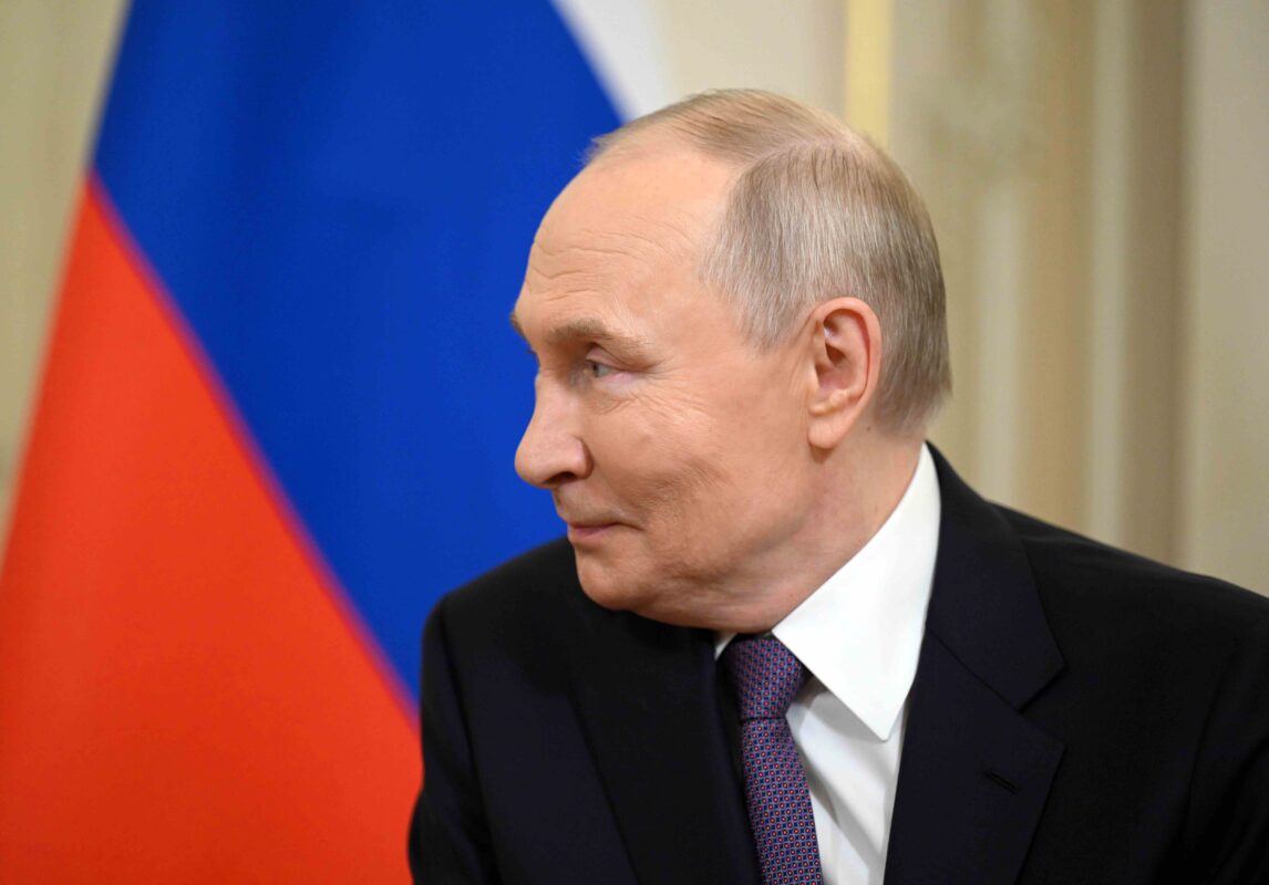 Vladimir Poutine redoute un coup d'État : les services européens révèlent sa paranoïa croissante