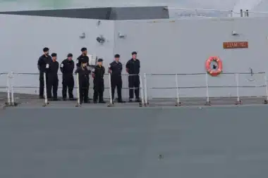 La marine présente son nouveau sous-marin pour 43 marins : ni cabines ni toilettes, voici la « cage » où ils vivent entassés