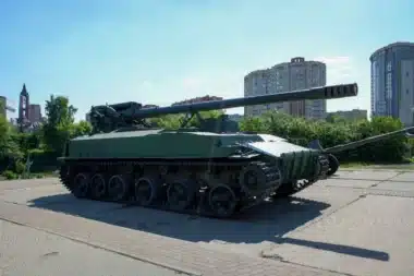 Un drone ukrainien à petit prix pulvérise un canon russe à 4 millions de dollars : la vidéo est surprenante