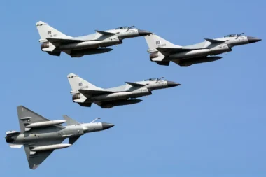 L'Algérie négocie en secret avec Pékin pour ses avions de combat et pourrait atteindre une position stratégique en Afrique du Nord